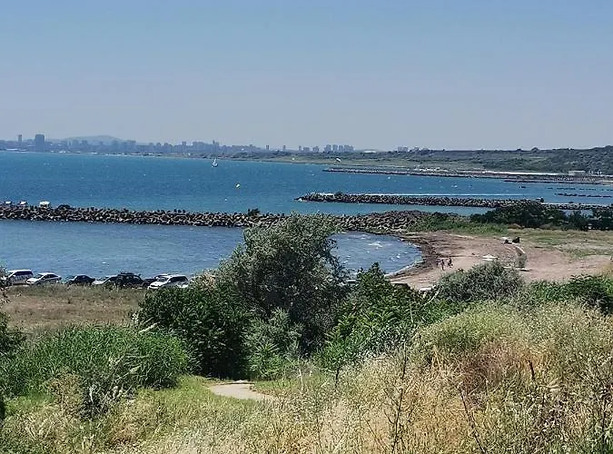 Апартамент луксозен анастасия-сарафово с Wifi