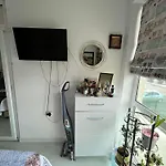 луксозен анастасия-сарафово на 150м от морето Apartment *
