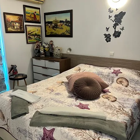 Апартаменти луксозен анастасия-сарафово с Wifi *